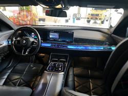 بي ام دبليو الفئة 7